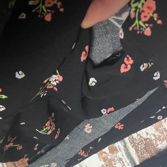 Free People Tango at Night Floral Faux Wrap Skirt Romper w Pockets - Picture 9 of 13